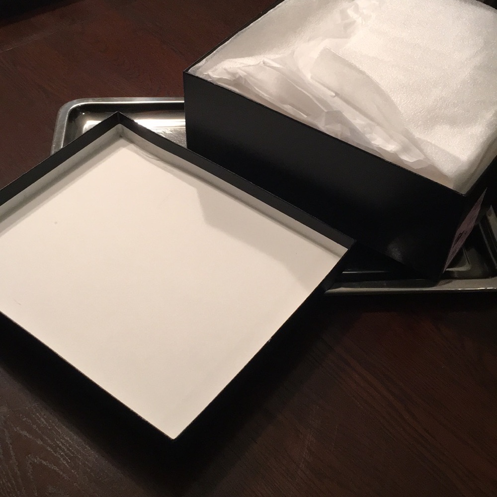 CHANEL Shoe Box - Picture 5 of 11